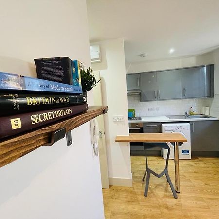 Lovely 2 Bedroom Serviced Apartment In London Exterior photo