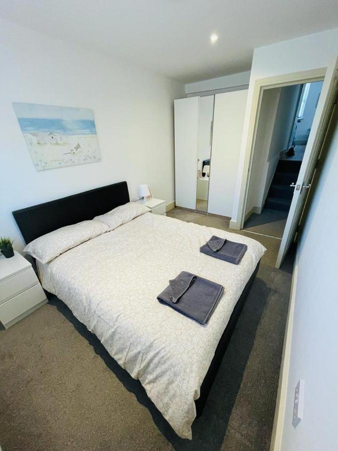 Lovely 2 Bedroom Serviced Apartment In London Exterior photo